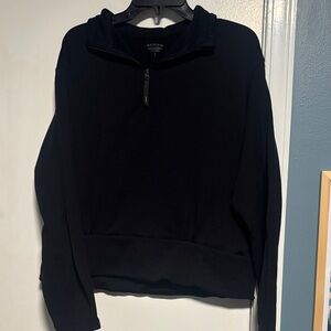 Cropped Women’s Athleta Black Quarter Zip